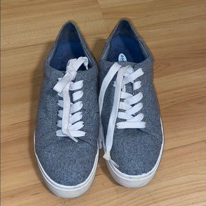 Dr. Sholl’s platform tennies grey flannel